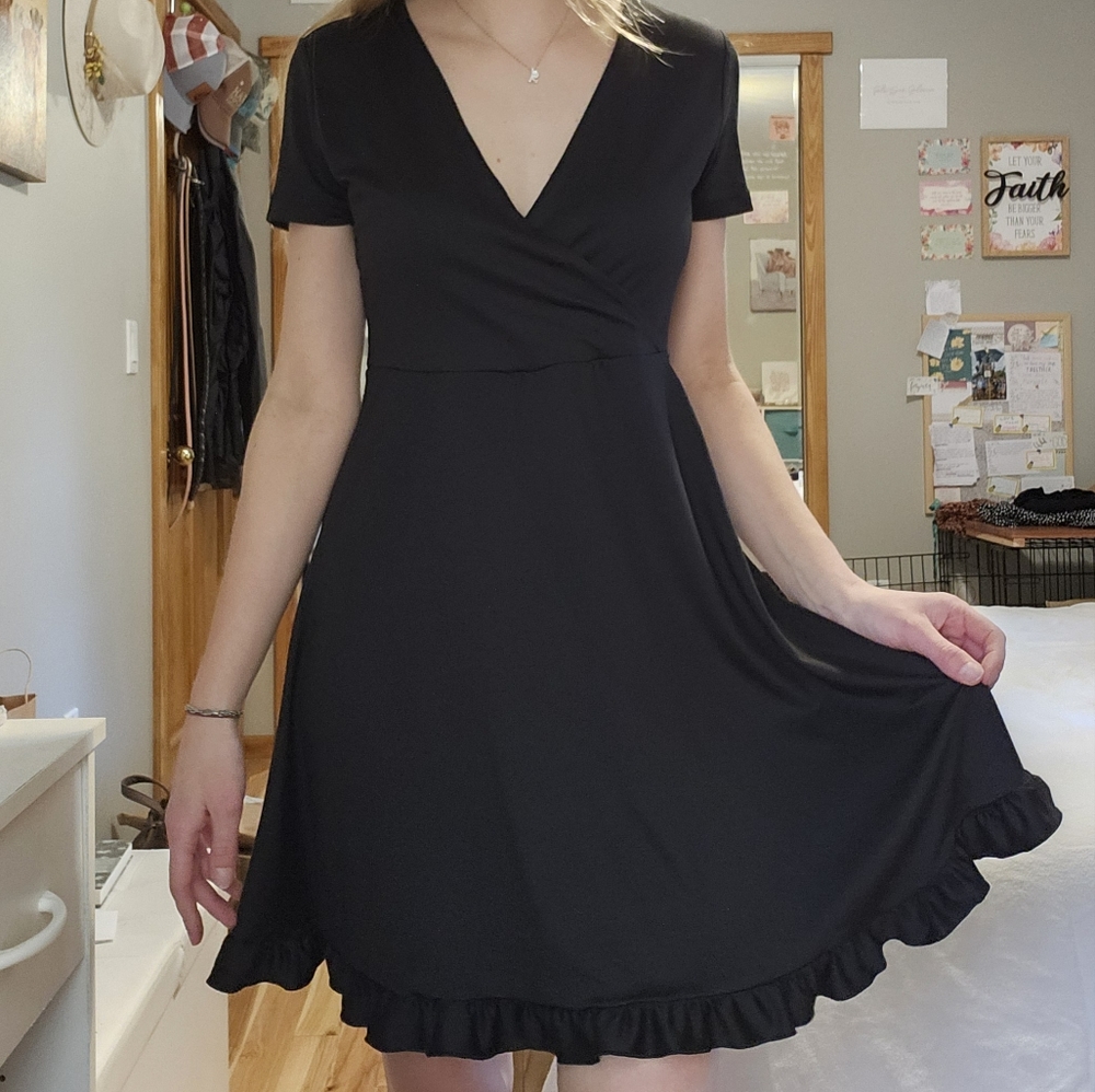 Elegant Black Dress